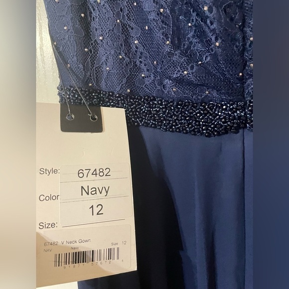 MAC DUGGAL Navy Embellished A Line Gown - Picture 15 of 16